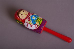 {{photo.Alt || photo.Description || 'Погремушка-матрёшка средняя'}}